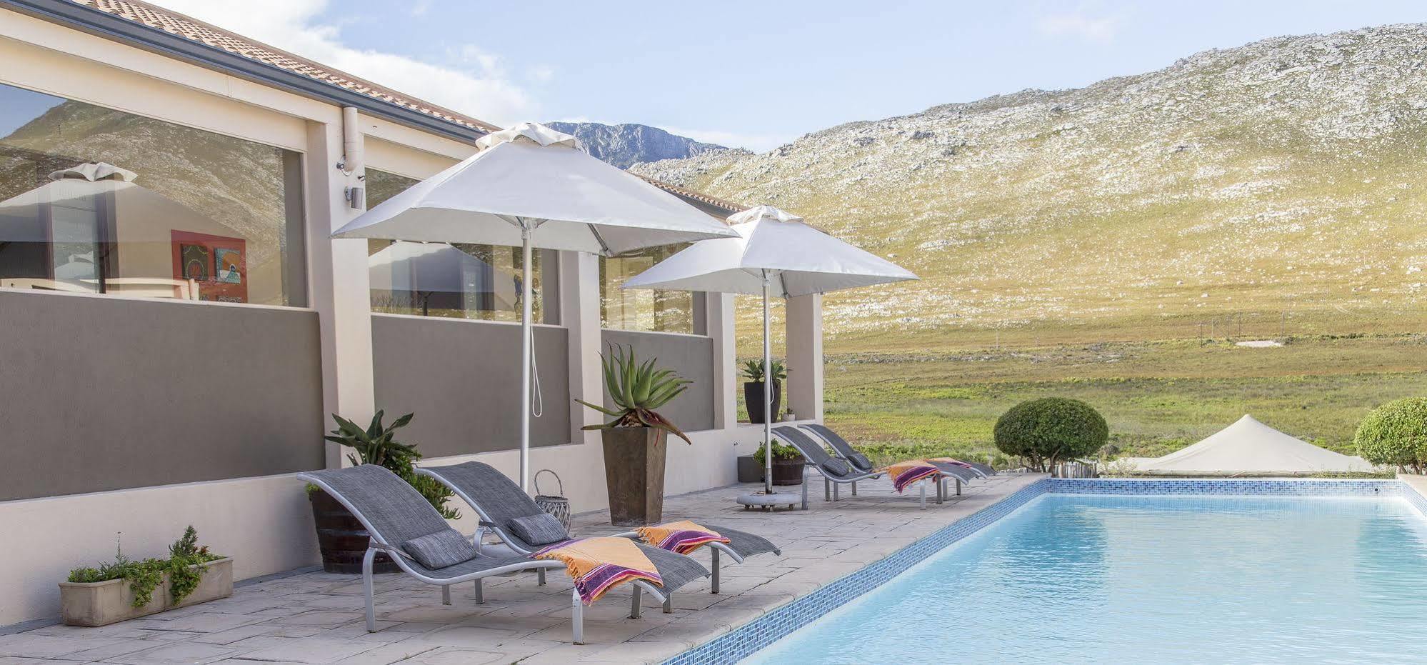 Kapensis Guesthouse خليج برينغل. المظهر الخارجي الصورة